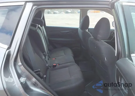 2019 Nissan Rogue S z USA, uszkodzony, nr VIN 5N1AT2MV5KC833769